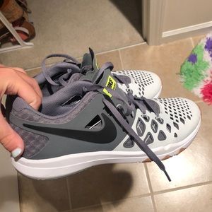 nike men’s shoes